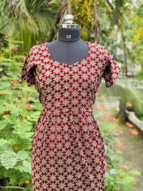 Zipless feeding frock