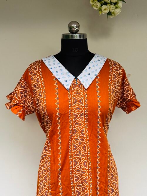 Peterpan collar feedingfrock