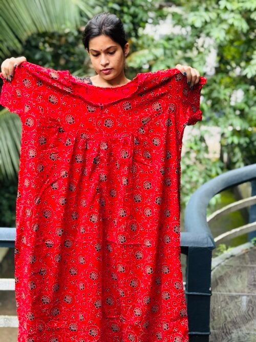 Nightfrock with sleeves