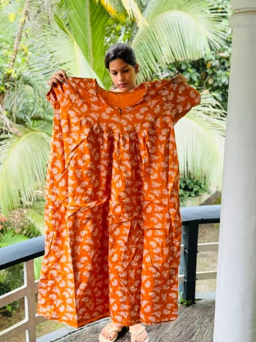 Nightfrock with sleeves