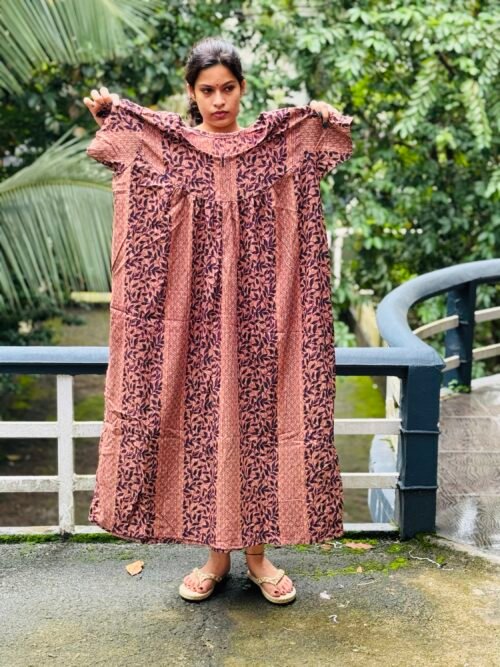 Nightfrock with sleeves