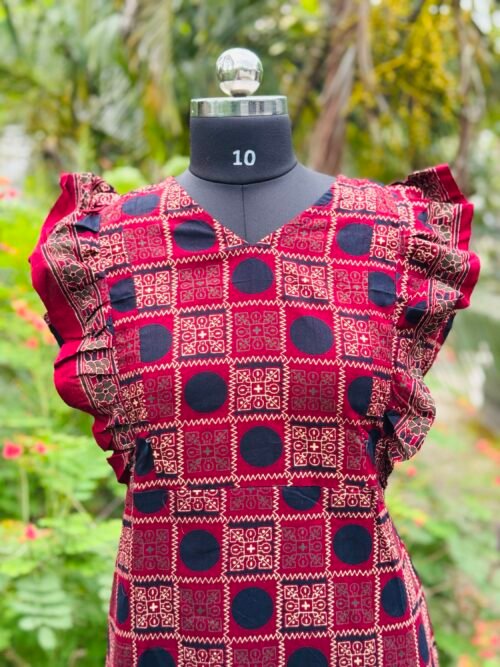 Rufflesleeve feefingfrock