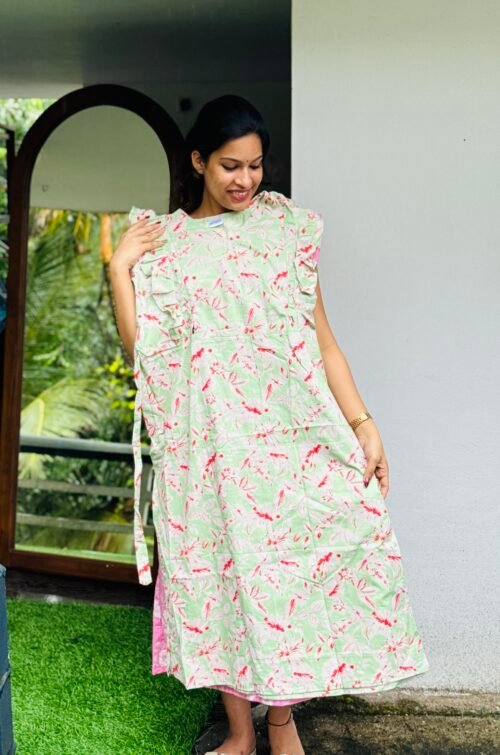 Rufflesleeve feedingfrock