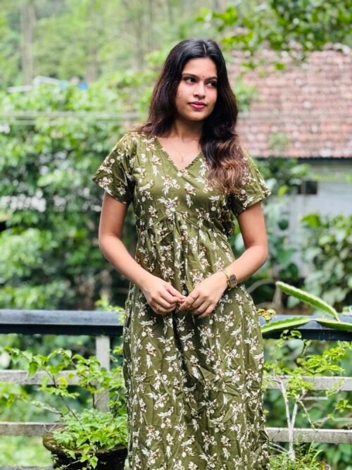 Aliacut feedingfrock