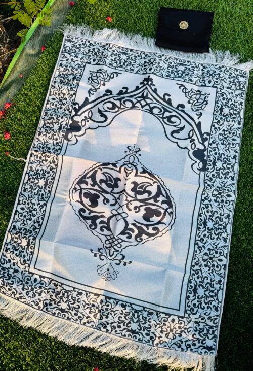 Travel friendly prayermat