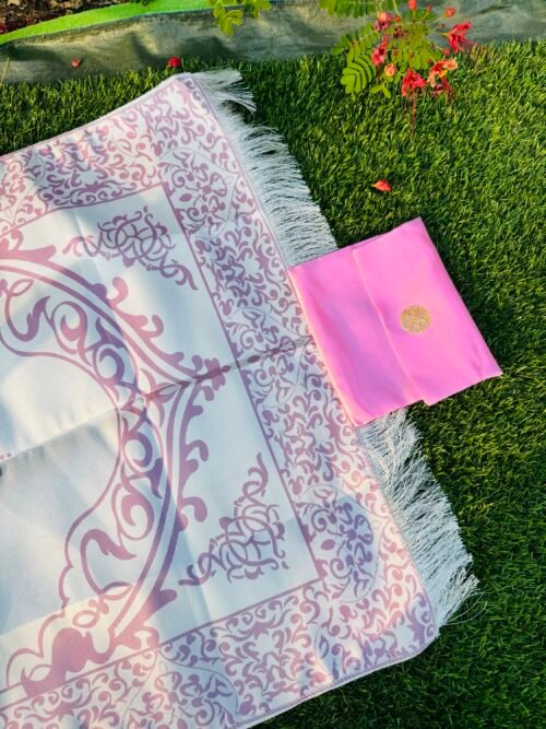 Travel friendly prayermat