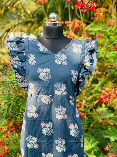 Rufflesleeve feedingfrrock