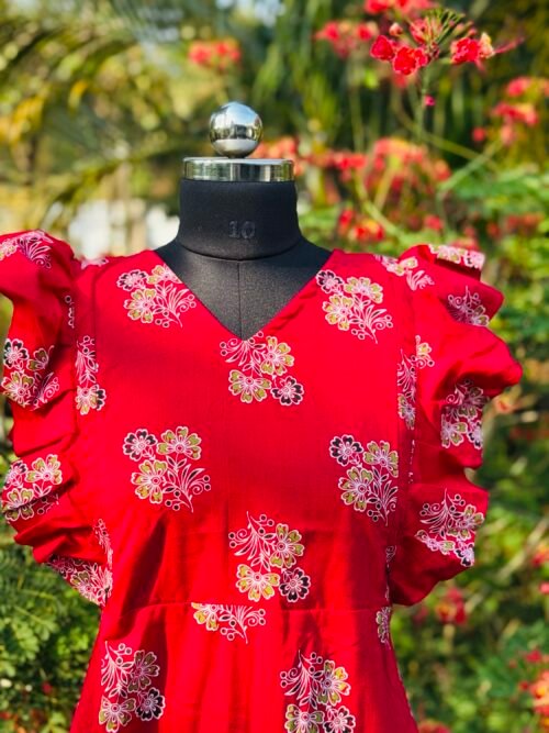 Rufflesleeve feedingfrock