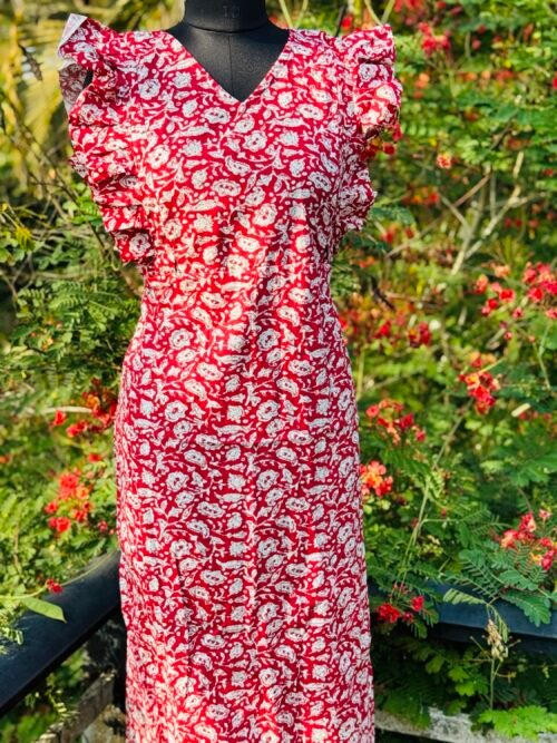 Rufflesleeve feedingfrock