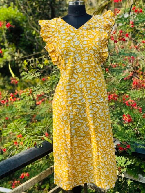 Rufflesleeve feedingfrock