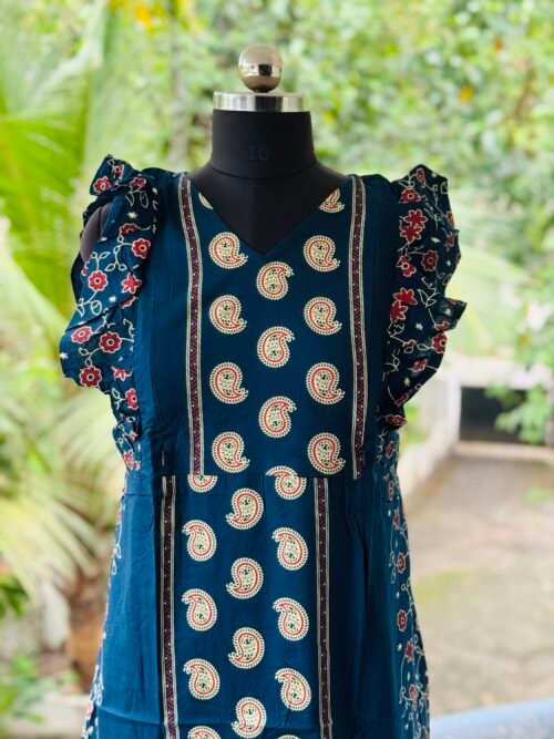 Rufflesleeve feedingfrock